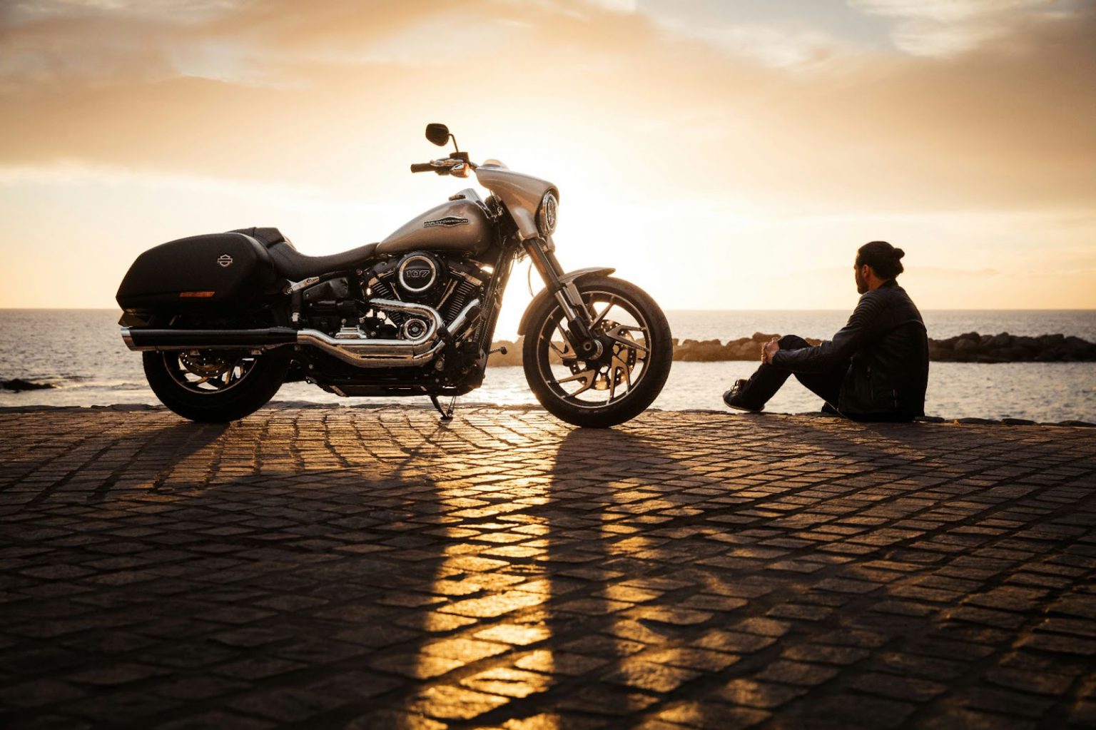 Tirar o mangote da moto da multa?